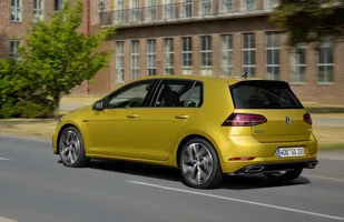 Volkswagen Golf po liftingu — zdjęcie 3