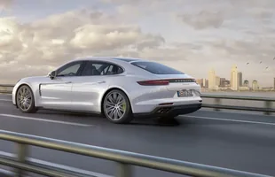Porsche Panamera Executive — zdjęcie 3