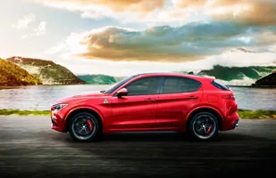 Alfa Romeo Stelvio Quadrifoglio — zdjęcie 7