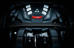 Alfa Romeo Stelvio Quadrifoglio — zdjęcie 11