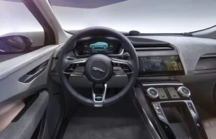 Jaguar I-Pace. Pierwszy elektryczny — zdjęcie 3