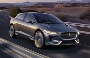 Jaguar I-Pace. Pierwszy elektryczny — zdjęcie 7