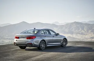 BMW serii 5. Ceny — zdjęcie 2
