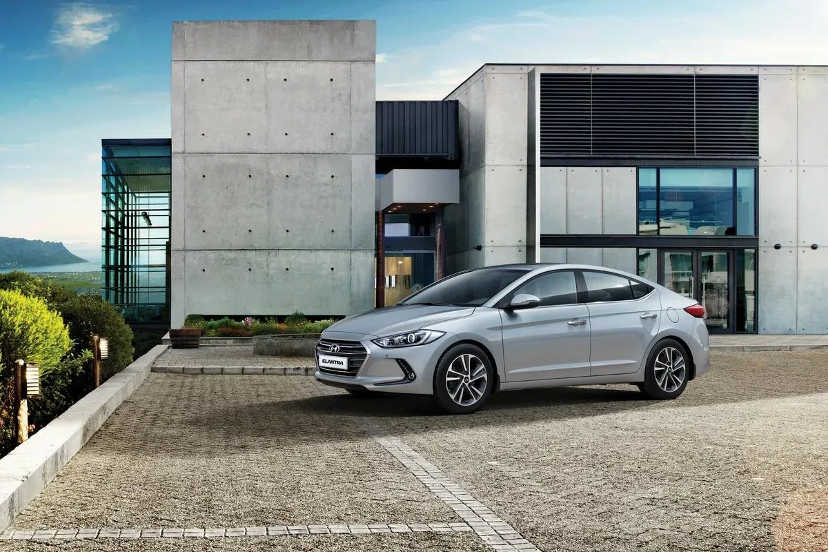 Hyundai Elantra