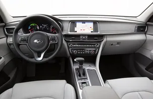 Kia Optima Hybrid. Ceny — zdjęcie 2