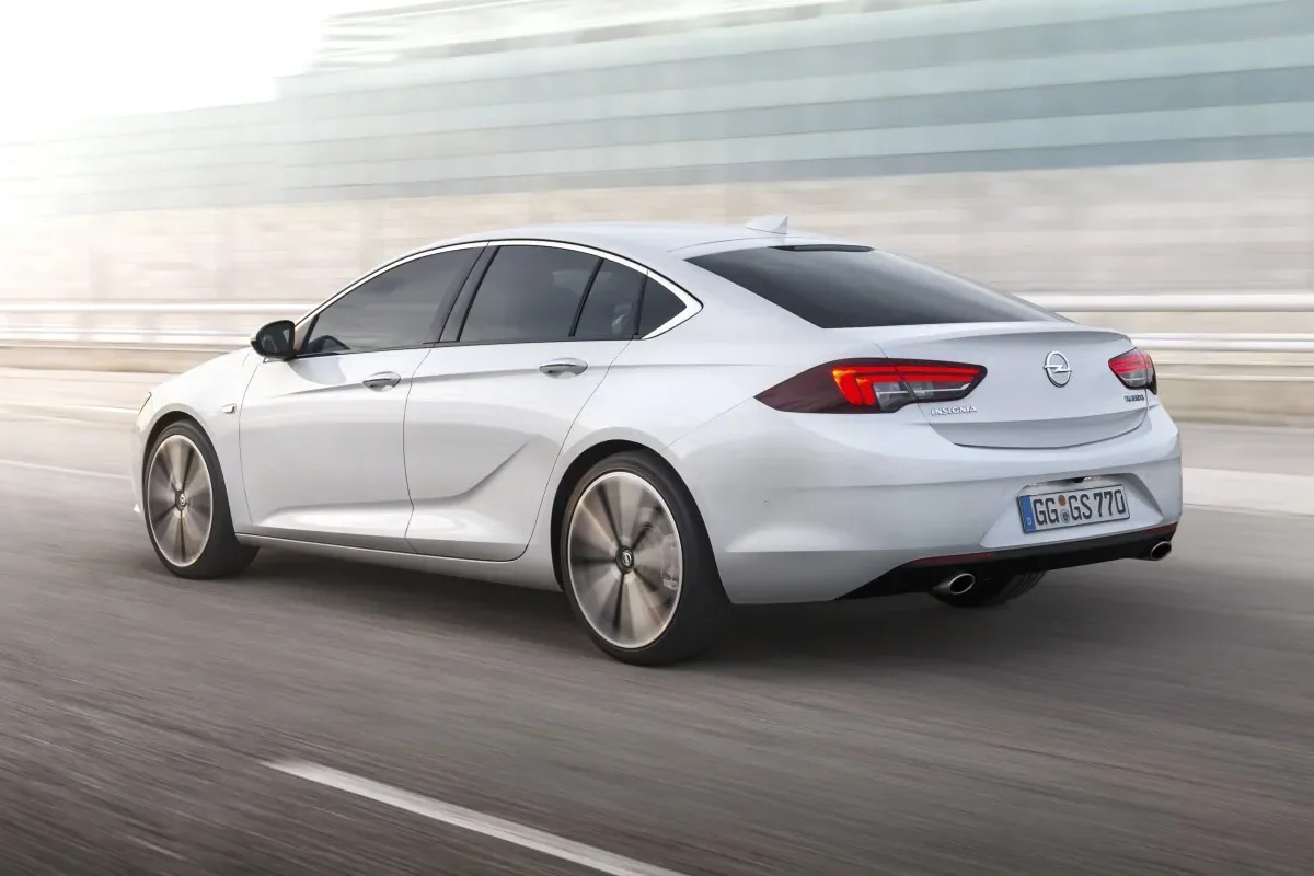 Nowy Opel Insignia Grand Sport