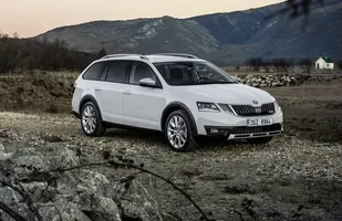 Skoda Octavia Scout po liftingu — zdjęcie 1