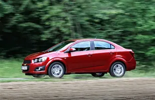 Używane: Chevrolet Aveo II — zdjęcie 2