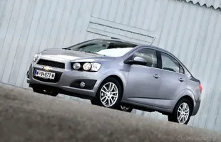 Używane: Chevrolet Aveo II — zdjęcie 3