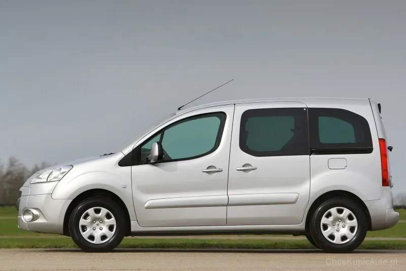 Peugeot Partner Tepee. Wersja sprzed faceliftingu