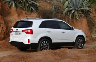 Używane: Kia Sorento II — zdjęcie 2