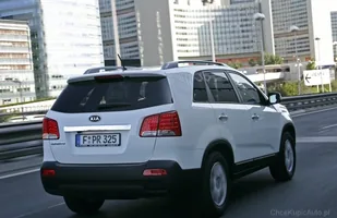 Używane: Kia Sorento II — zdjęcie 7