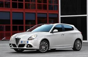 Używane: Alfa Romeo Giulietta — zdjęcie 3
