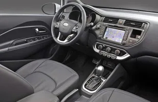 Kia Rio sedan. Piękna, znamy ceny! — zdjęcie 5