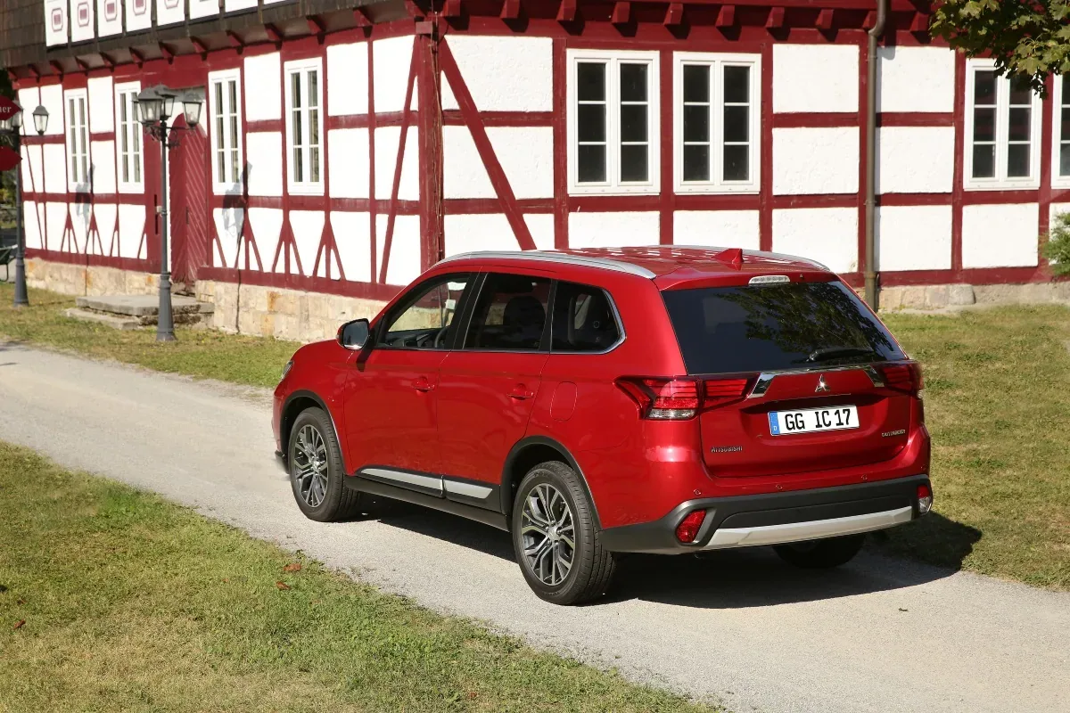 Mitsubishi Outlander