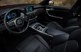 Kia Stinger — zdjęcie 10