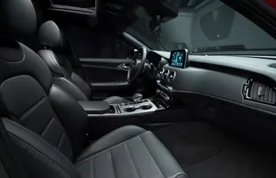 Kia Stinger — zdjęcie 11