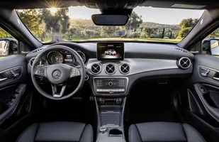 Mercedes GLA po liftingu — zdjęcie 8