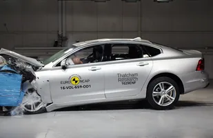 Euro NCAP: Volvo S90, V90 i Ford Mustang — zdjęcie 3