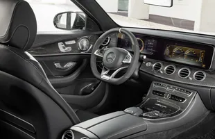 Mercedes-AMG E 63 4MATIC+  jako kombi — zdjęcie 5