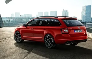 Skoda Octavia RS 245 — zdjęcie 2