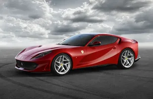 Ferrari 812 Superfast — zdjęcie 1
