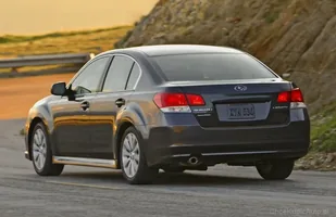 Używane: Subaru Legacy V i Outback IV — zdjęcie 3