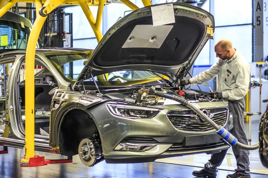 Nowy Opel Insignia już w produkcji!
