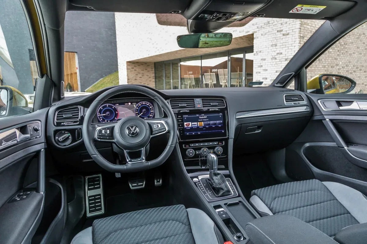 Volkswagen Golf po liftingu