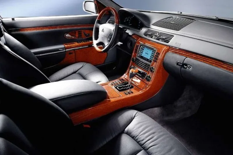 "Długi" Maybach 62