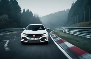 Honda Civic Type R z rekordem Nurburgringu — zdjęcie 1