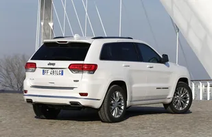 Jeep Grand Cherokee Summit Signature — zdjęcie 4