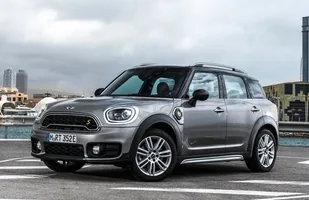MINI Cooper S E Countryman ALL4 - pierwsza hybryda — zdjęcie 3