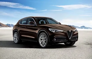 Alfa Romeo Stelvio w nowych wersjach — zdjęcie 4