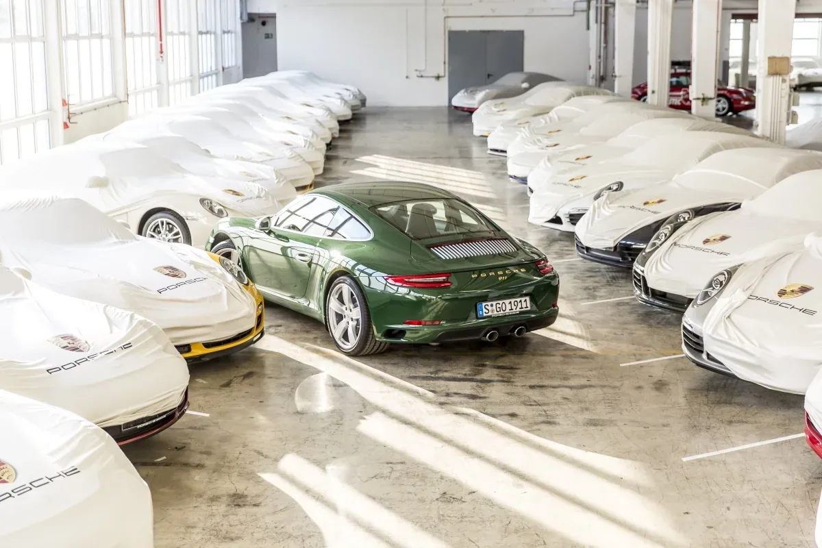 Porsche 911