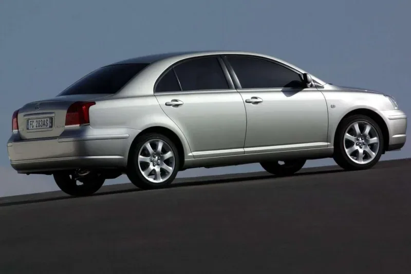 Toyota Avensis sedan