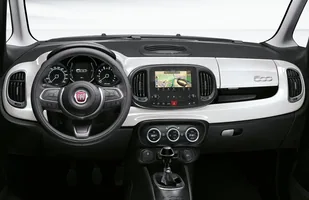 Fiat 500L po liftingu — zdjęcie 2