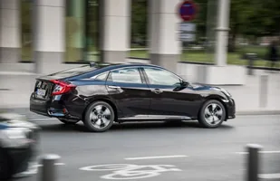 Honda Civic sedan już w Polsce — zdjęcie 1