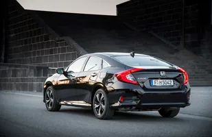 Honda Civic sedan już w Polsce — zdjęcie 3