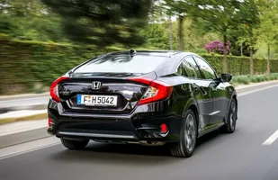 Honda Civic sedan już w Polsce — zdjęcie 8