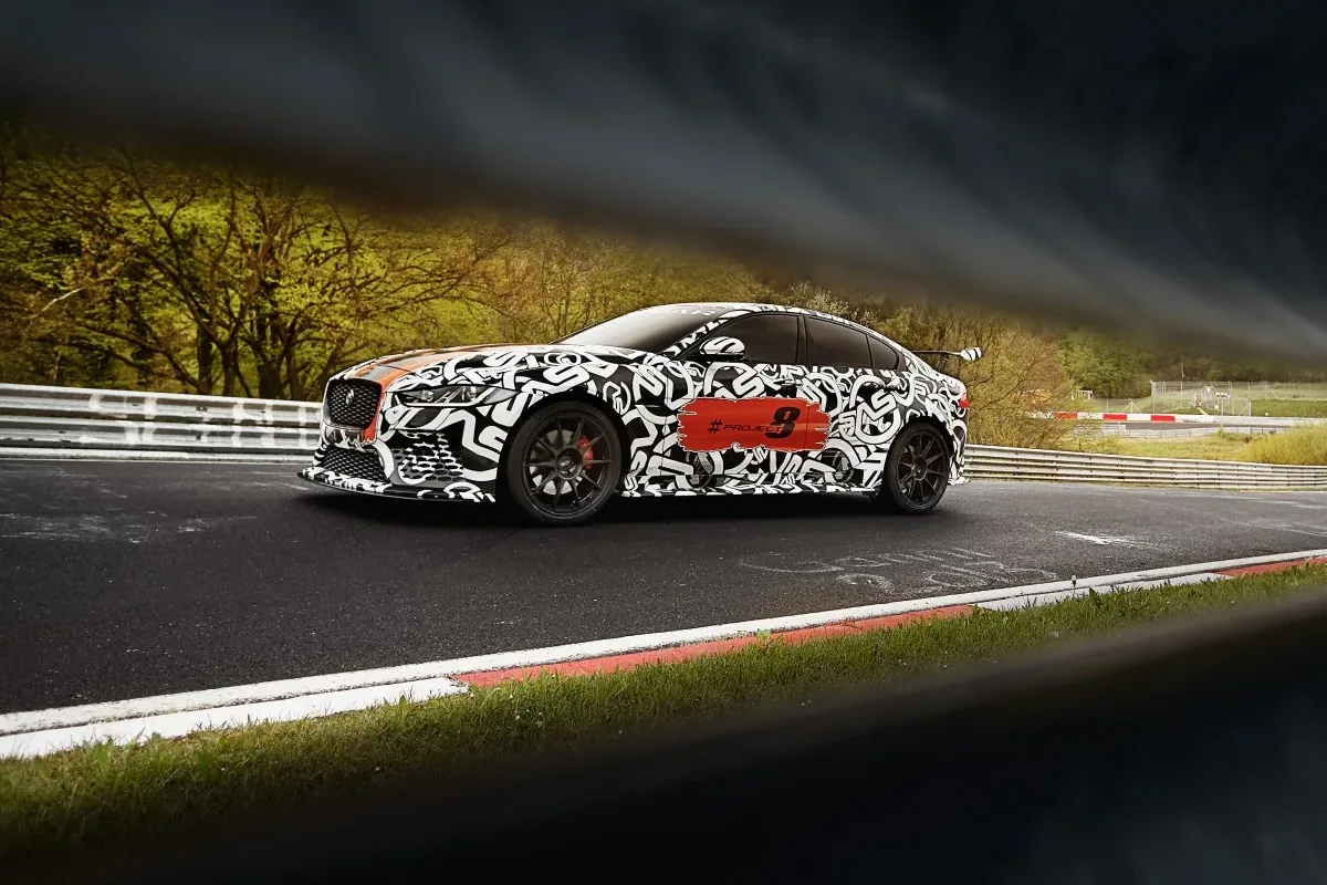Jaguar XE SV Project 8