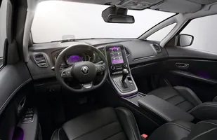 Renault Scenic i Grand Scenic Initiale Paris — zdjęcie 3