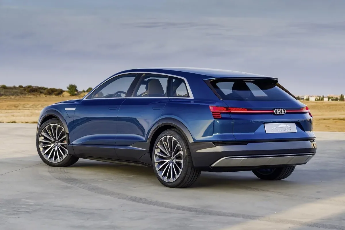 Audi E-tron Quattro concept