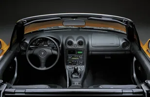 Używane: Mazda MX-5 — zdjęcie 7