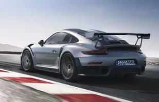 Porsche 911 GT2 RS — zdjęcie 3