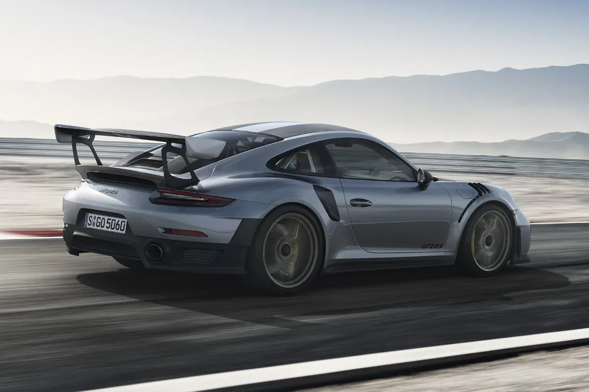 Porsche 911 GT2 RS