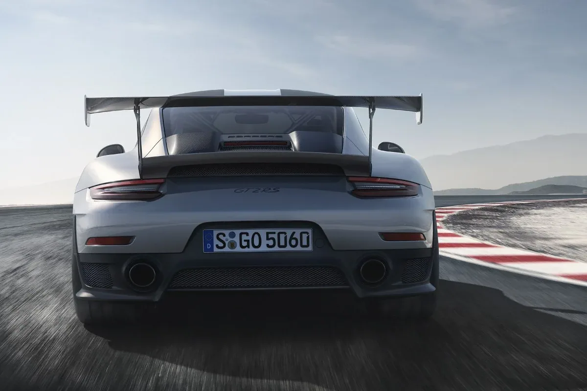Porsche 911 GT2 RS
