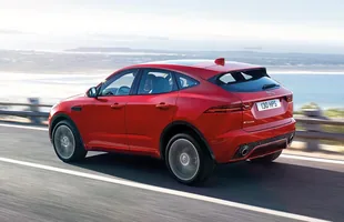 Jaguar E-PACE — zdjęcie 4