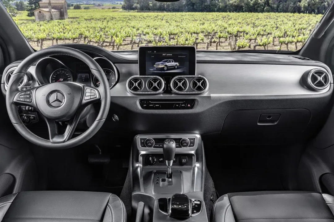 Mercedes X-class
