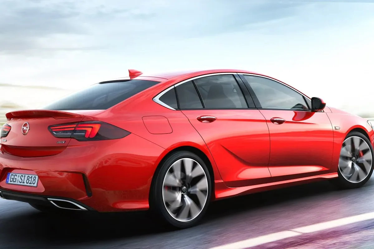 Opel Insignia GSi